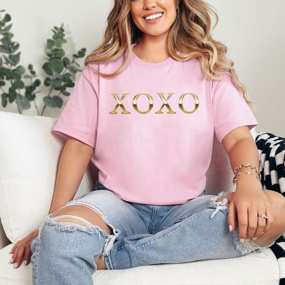 Light Pink XOXO T-Shirt - Picture 3 of 4